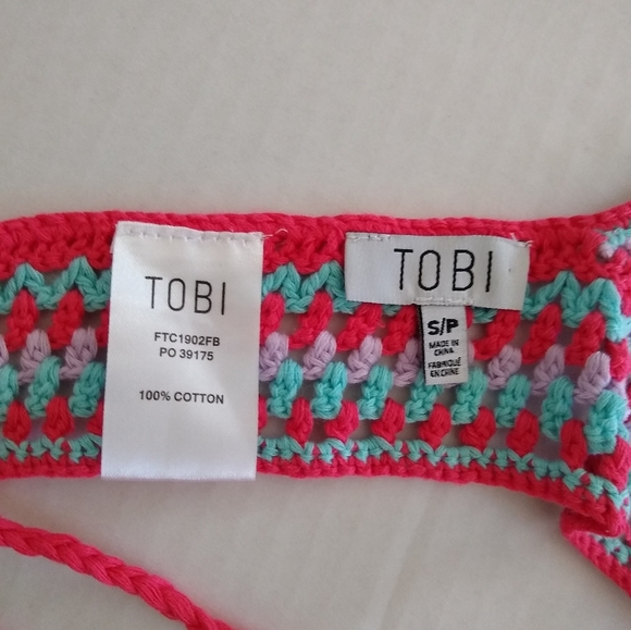 NWOT Crochet Halter / Crop Top Small Boho, Festival, Retro - Picture 4 of 6